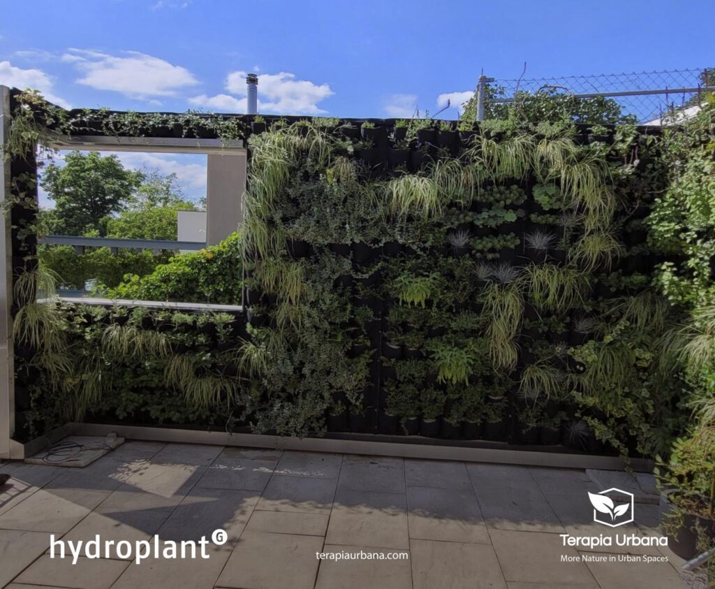 Jardines verticales en España - origen de los jardines verticales
