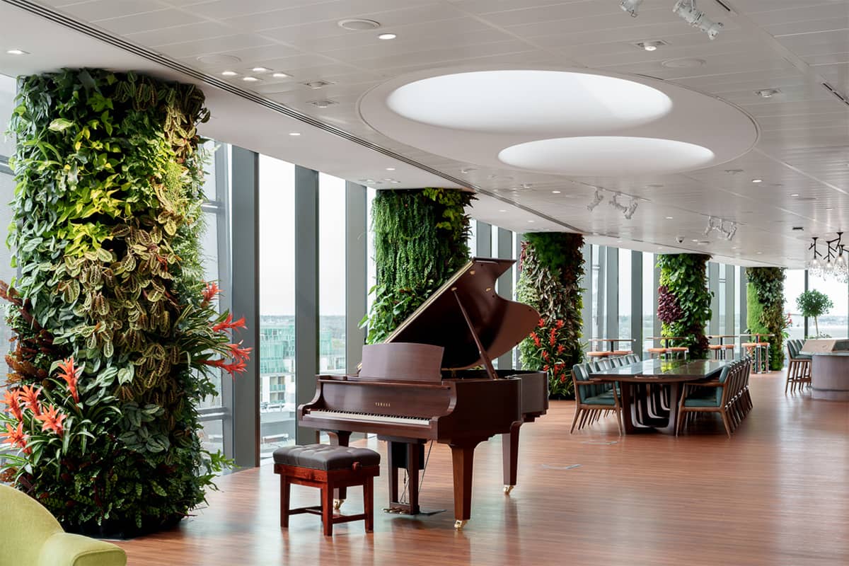 Salesforce dublin columnas vegetales