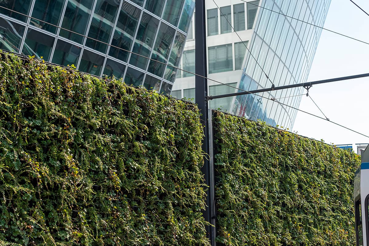 aeropuerto zurich jardin vertical