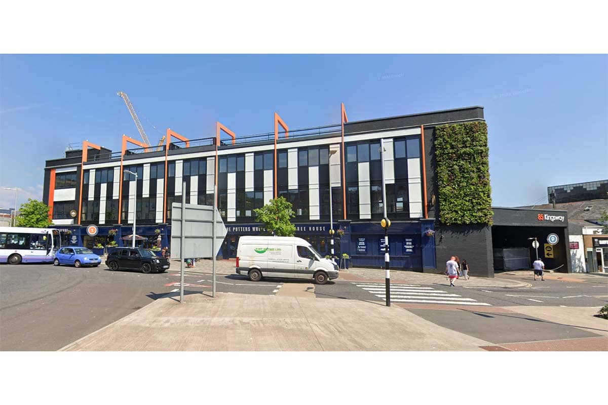 centro comercial kingsway muro vegetal