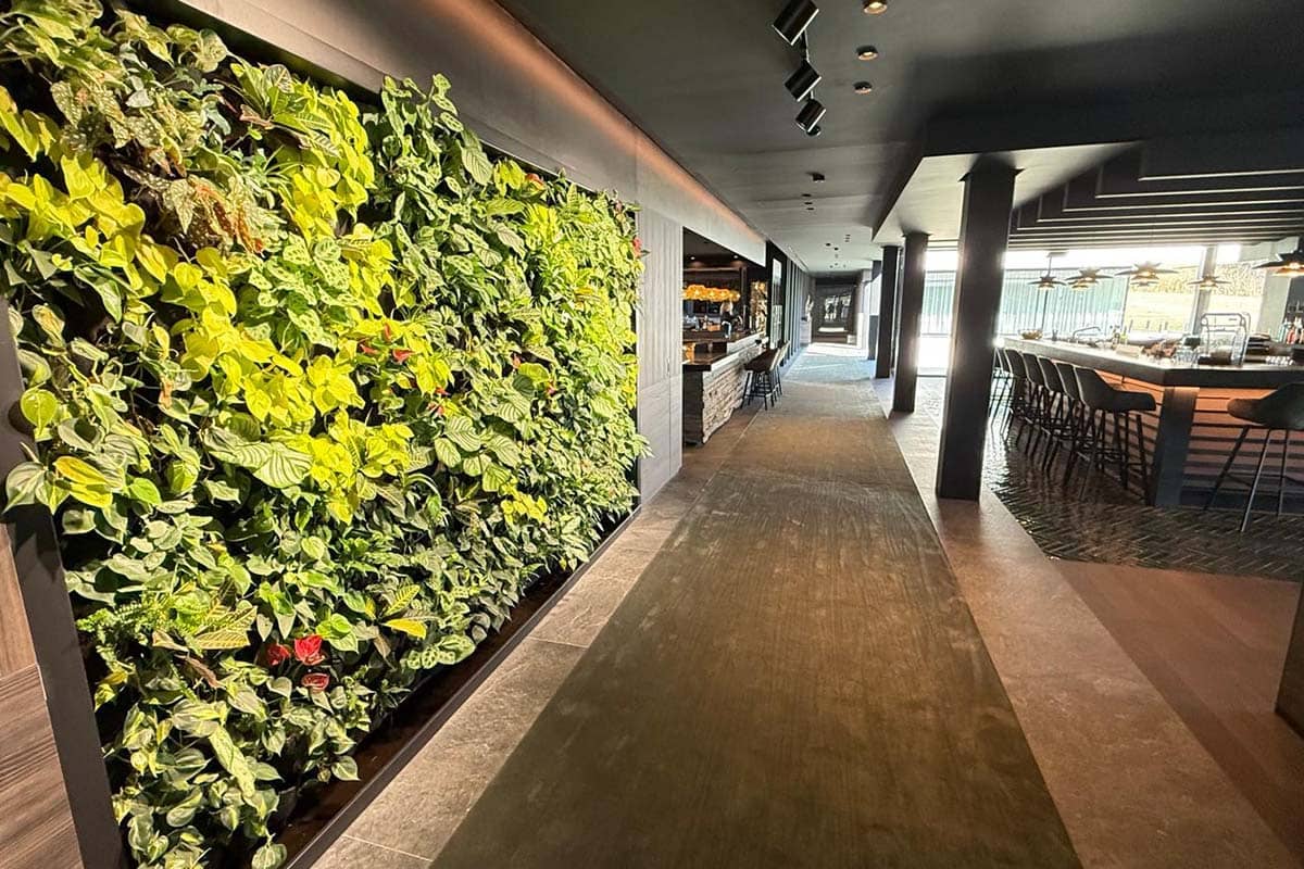 anatura hotel jardin vertical