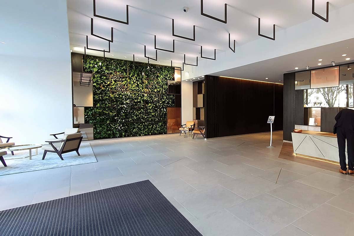 recepcion golden square jardin vertical