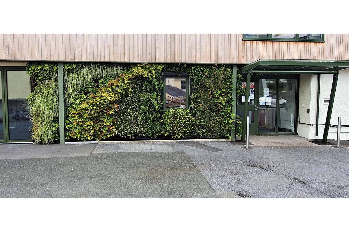 plymouth university jardin vertical 